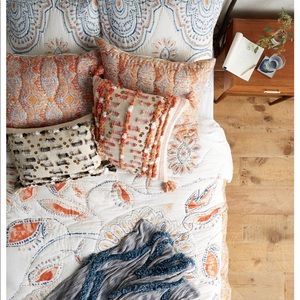 Anthropologie quilt, 2 shams, and a throw pillow